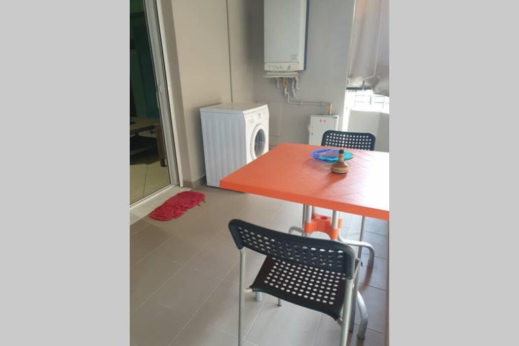 Central Studio Very Close To The Port Of Volos Exterior foto
